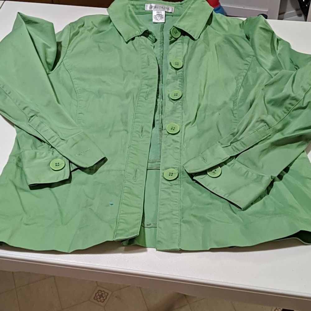 Green long sleeve button front jacket